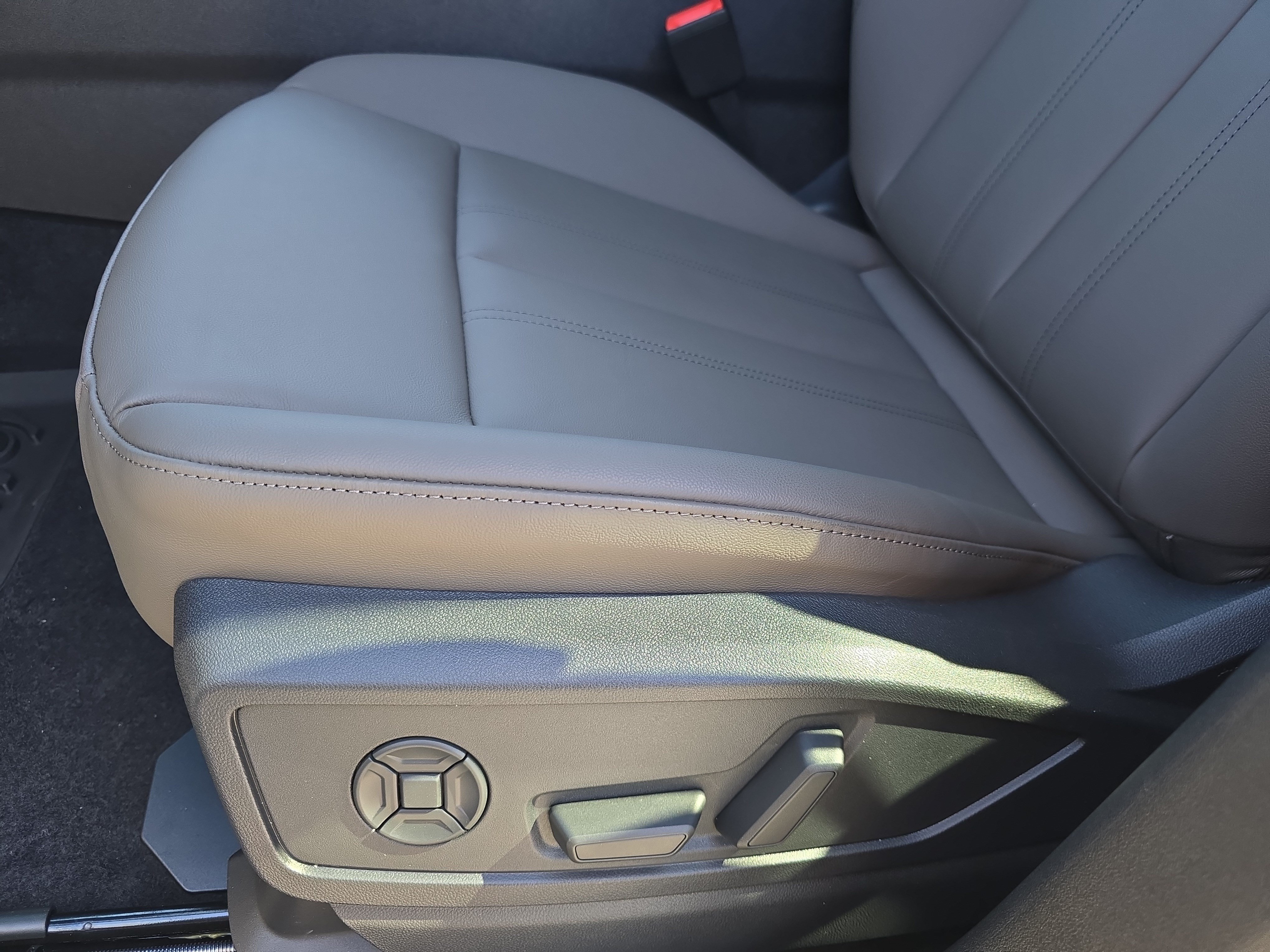 New 2026 Audi Q5 Premium Plus AWD/4WD image 28