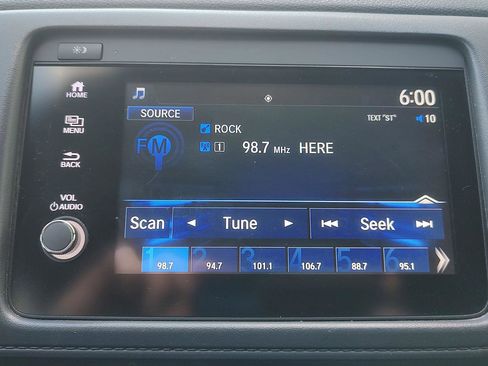 Used 2021 Honda HR-V Sport image 8