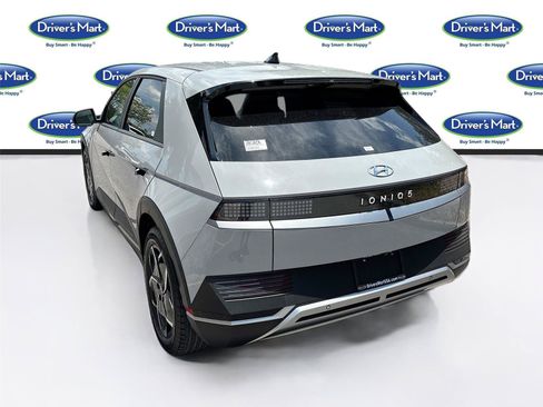 Used 2024 Hyundai Ioniq 5 SE RWD image 5