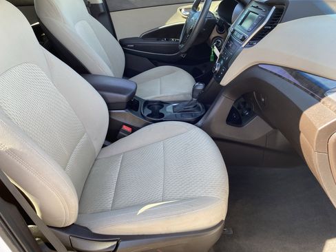 Used 2017 Hyundai Santa Fe Sport FWD image 11