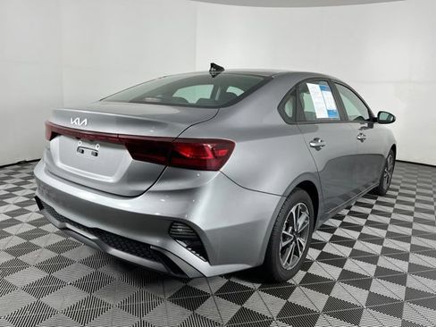Used 2023 Kia Forte LXS FWD image 11