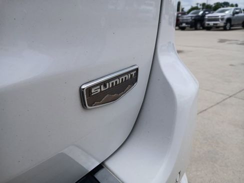 Used 2019 Jeep Grand Cherokee Summit AWD/4WD image 12