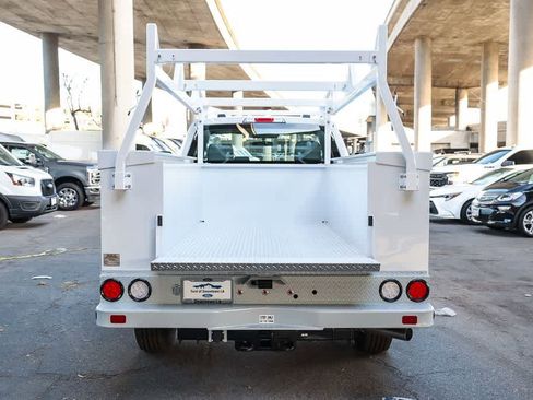 New 2026 Ford F250 XL w/ XL Chrome Package image 32