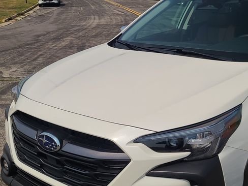 Used 2023 Subaru Outback Touring XT AWD/4WD image 8