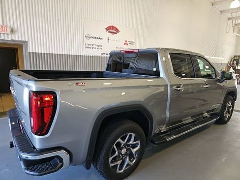 Used 2025 GMC Sierra 1500 SLT w/ SLT Premium Plus Package AWD/4WD image 3