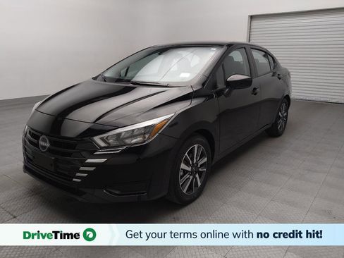 Used 2025 Nissan Versa SV FWD image 1