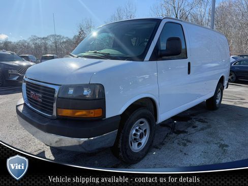 Used 2016 GMC Savana 2500 Work Van w/ Chrome Appearance Package image 4