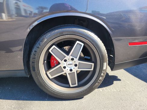 Used 2015 Dodge Challenger R/T Plus image 7