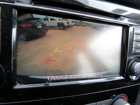 Used 2018 Nissan Rogue S image 32