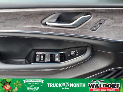 Used 2022 Jeep Grand Cherokee L Overland image 12