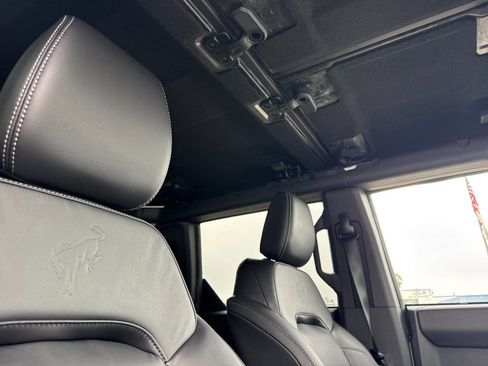 New 2025 Ford Bronco Outer Banks w/ Sasquatch Package image 18