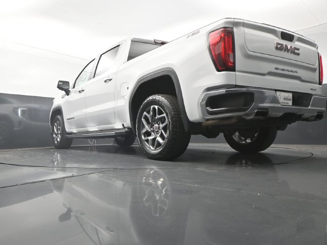 Used 2023 GMC Sierra 1500 SLT w/ SLT Premium Package AWD/4WD image 29