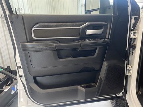 Used 2024 RAM 2500 Big Horn w/ Off Road Package image 9