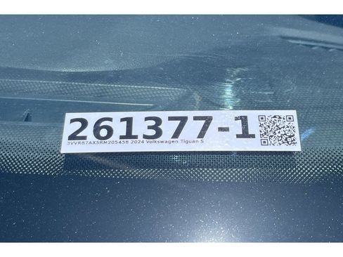 Used 2024 Volkswagen Tiguan S FWD image 21