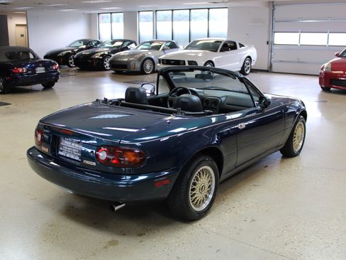 Used 1996 MAZDA MX-5 Miata image 30
