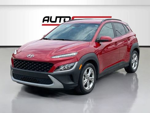 Used 2023 Hyundai Kona SEL FWD image 3