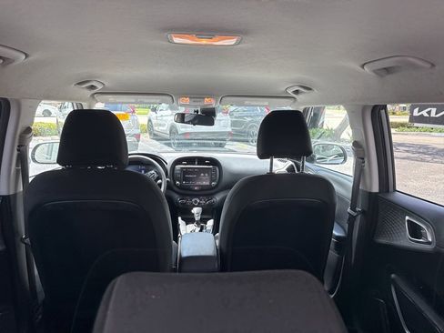 Used 2023 Kia Soul LX w/ Option Group 015 FWD image 14