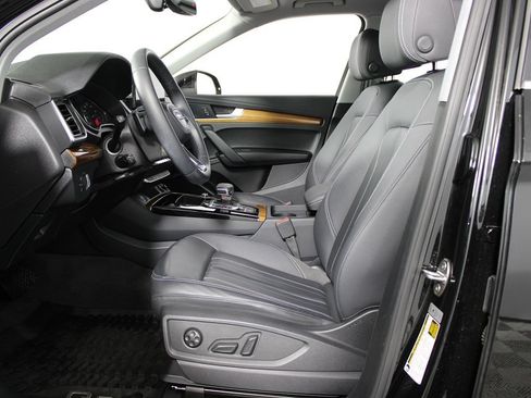 Used 2023 Audi Q5 2.0T Premium AWD/4WD image 13