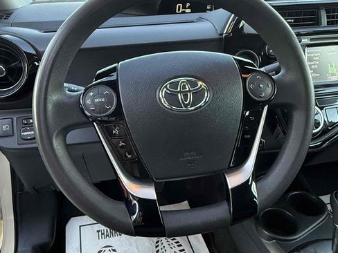 Used 2018 Toyota Prius C Two image 95