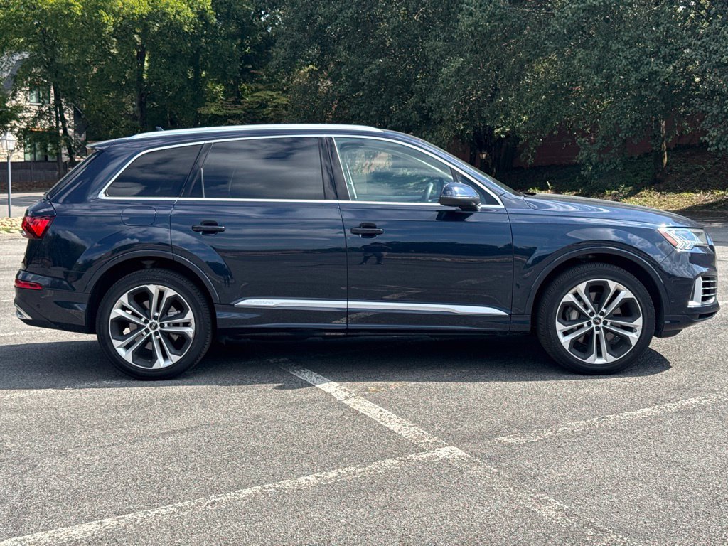 Used 2023 Audi Q7 3.0T Premium Plus w/ Premium Plus Package AWD/4WD image 4