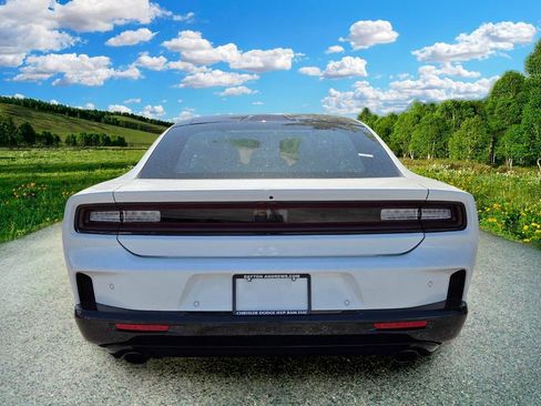 New 2026 Dodge Charger R/T AWD/4WD image 5