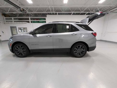 Used 2023 Chevrolet Equinox RS image 11