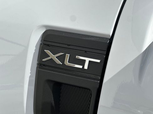 New 2026 Ford Maverick XLT image 24