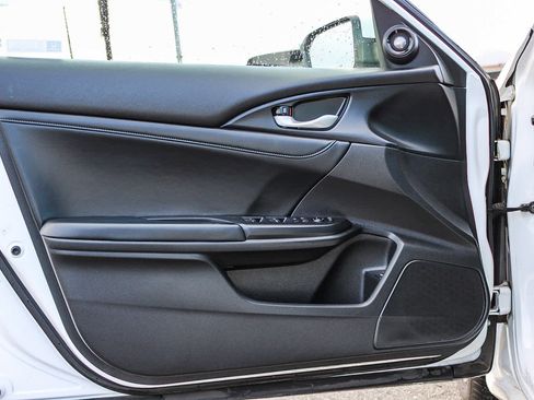 Certified 2019 Honda Insight Touring image 21