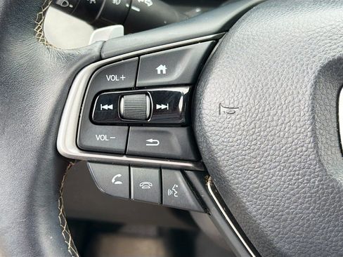 Used 2019 Honda Insight Touring image 14