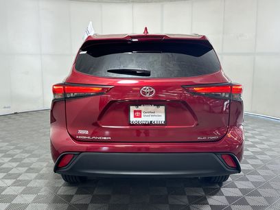Used 2021 Toyota Highlander XLE