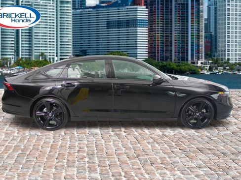 Certified 2023 Honda Accord Sport image 10