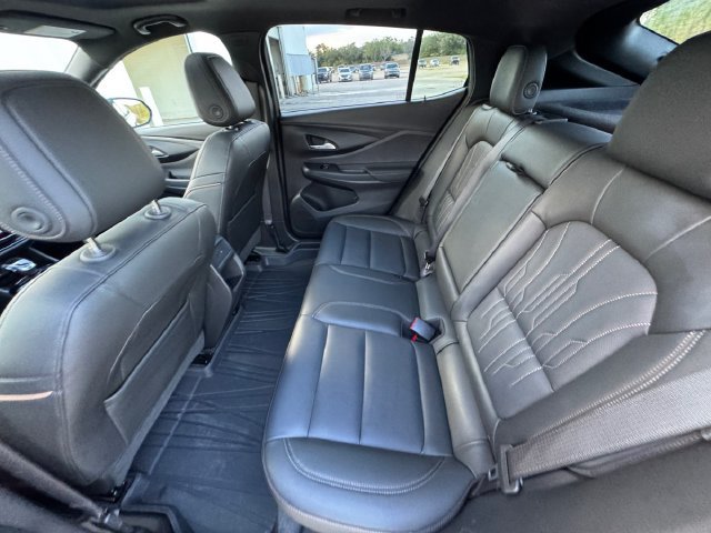 Used 2025 Buick Envista Preferred FWD image 29