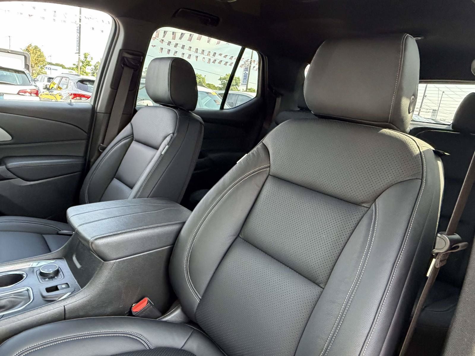 Certified 2023 Chevrolet Traverse LT FWD image 10