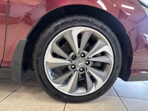 Used 2018 Honda Clarity Plug-In Hybrid image 19
