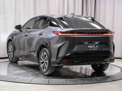 Used 2024 Lexus RZ 300e Premium image 2
