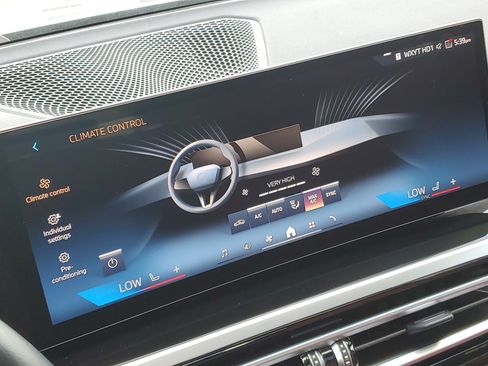 Used 2024 BMW i4 eDrive40 w/ Premium Package RWD image 15