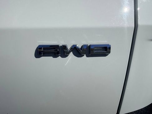 Used 2021 Ford Escape SE w/ Cold Weather Package AWD/4WD image 11