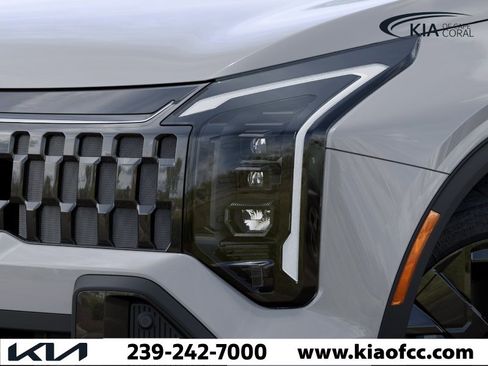 New 2026 Kia Sportage X-Line AWD/4WD image 10