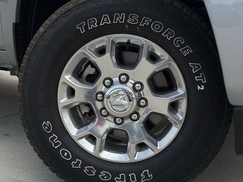 Used 2024 RAM 2500 Laramie w/ Safety Group AWD/4WD image 10