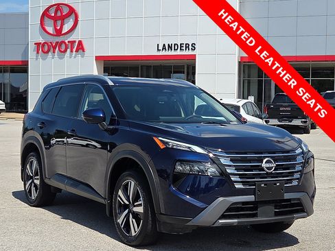 Used 2025 Nissan Rogue SL AWD/4WD image 1