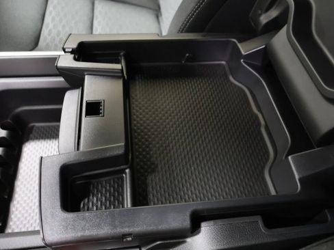 New 2026 RAM 1500 4x4 Crew Cab image 24