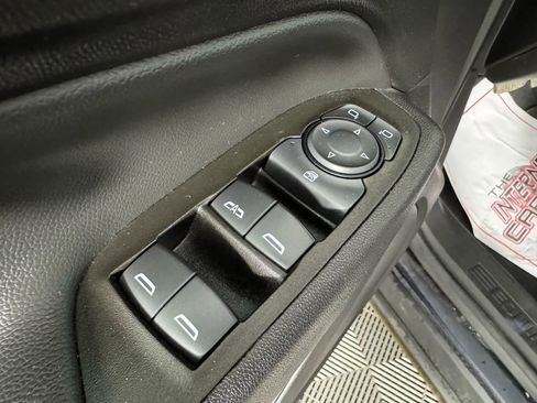 Used 2021 Chevrolet Equinox LT w/ LPO, Cargo Package AWD/4WD image 38