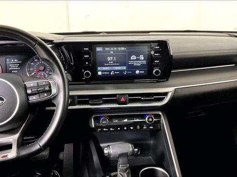 Used 2021 Kia K5 GT-Line w/ GT-Line FWD Premium Package image 6
