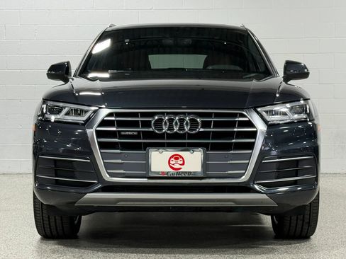 Used 2018 Audi Q5 2.0T Premium Plus w/ Premium Plus Package AWD/4WD image 2