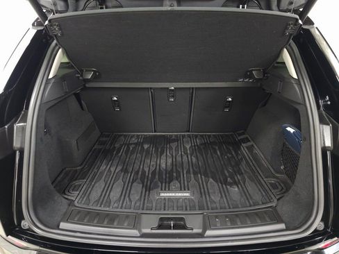 Used 2022 Land Rover Range Rover Evoque S image 6