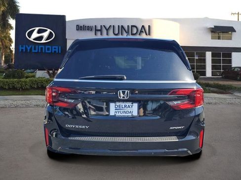Used 2025 Honda Odyssey Sport-L image 5