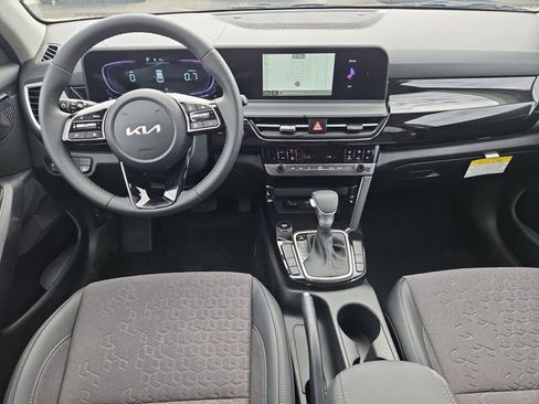 New 2026 Kia Seltos S image 7