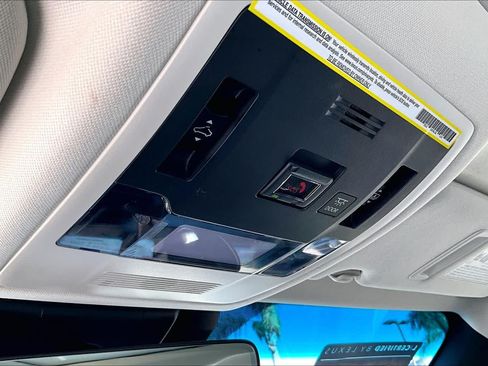 Certified 2024 Lexus ES 350 w/ Accessory Package (Z1) FWD image 33