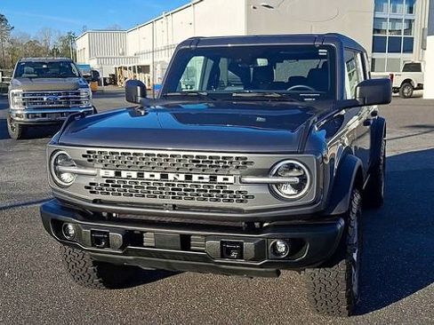 Certified 2025 Ford Bronco Badlands image 3
