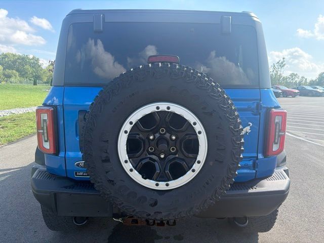Used 2023 Ford Bronco Badlands w/ Sasquatch Package AWD/4WD image 9